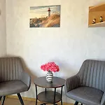 Maya Holiday home Warwerort